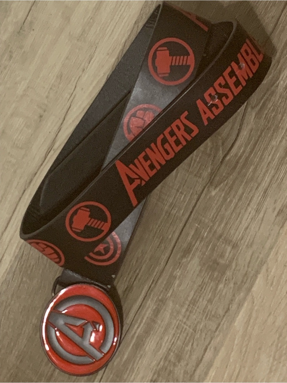 💎 25-30 inch Kids Belt Marvel Avengers Assemble! - Black & Red Logo Disney